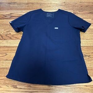Figs Women’s Catarina One Pocket Scrub Top Navy